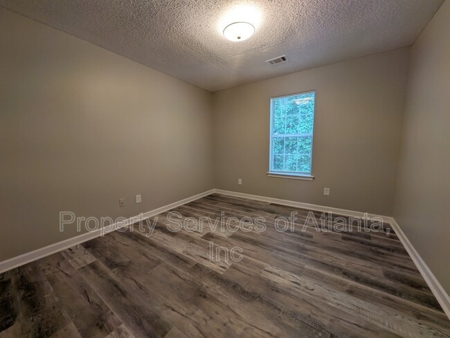 Photo - 7300 New Dale Rd