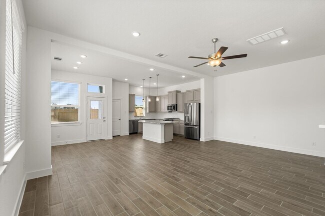 Photo - 414 Pk Hl Ct