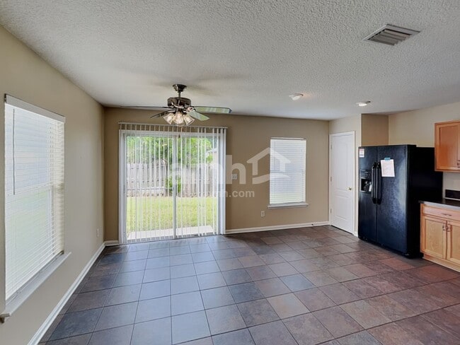 Photo - 76191 Long Pond Loop