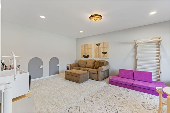 Photo - 2246 Keim Rd