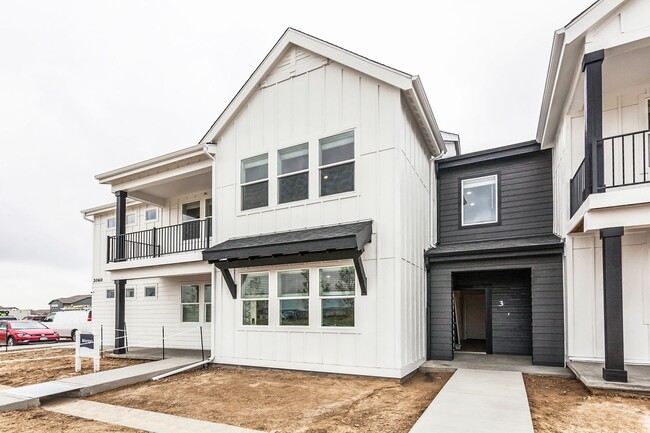 Modern 2 Bed / 2 Bath 1st Floor Condo w/ 1... - Modern 2 Bed / 2 Bath 1st Floor Condo w/ 1... Unidad B
