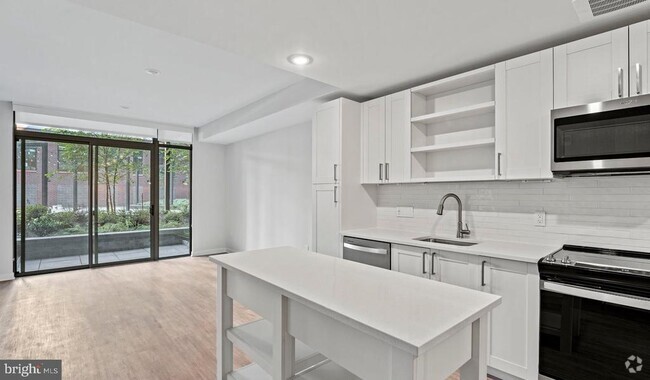 Building Photo - 3990 Upton St NW Unit 2B-PARC-4104 Rental