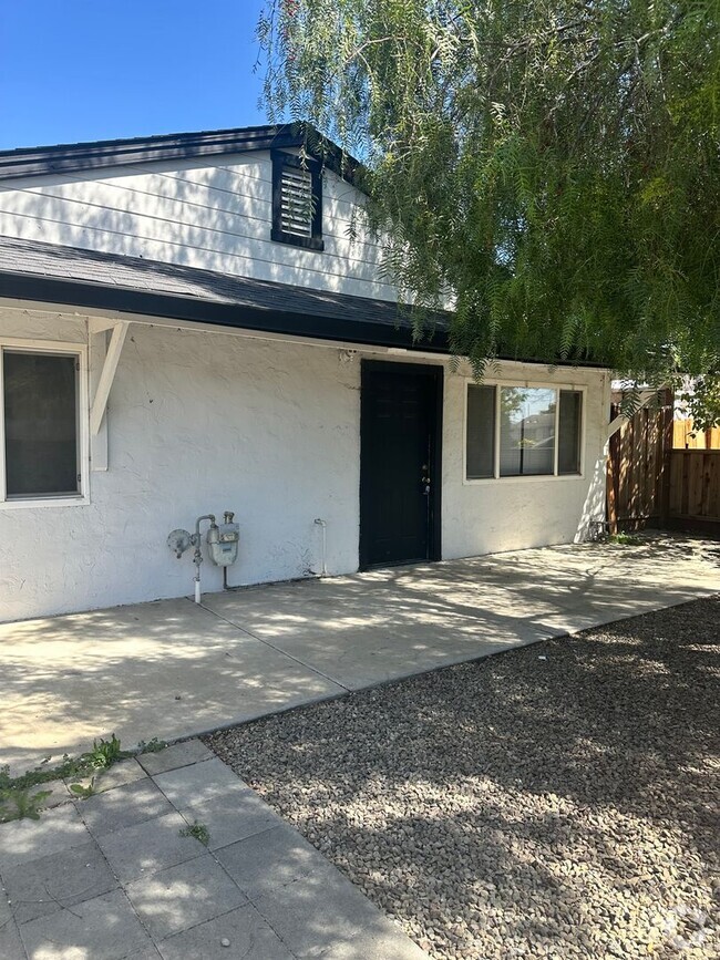 Building Photo - Charming Livermore Northside Bungalow Rental