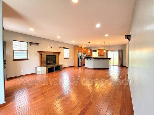 Photo - 1624 Gale Ct