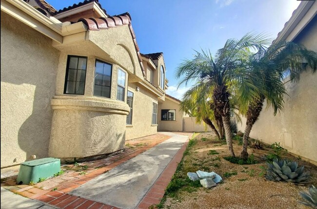Photo - Beautiful 3 Bed 2.5 Bath In Vista