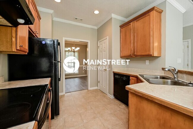 Photo - 4 Bedroom Pet-Friendly Home in Fayetteville, GA with Main Street Renewal