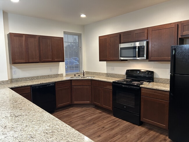 1 Bedroom | 1 Bathroom - The Commons of Foxboro