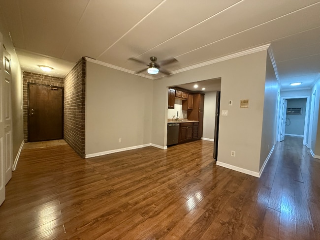 Photo - 154 E Bailey Rd Unidad G