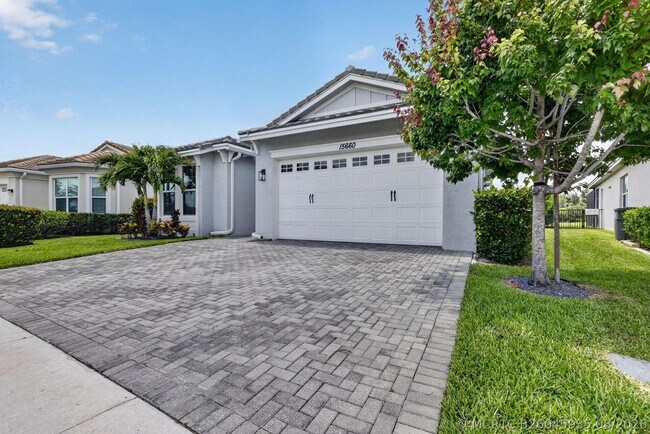 Photo - 15660 Goldfinch Cir