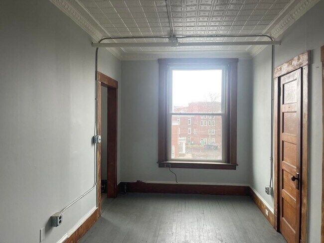 Photo - 41-43 Central St Unit 12