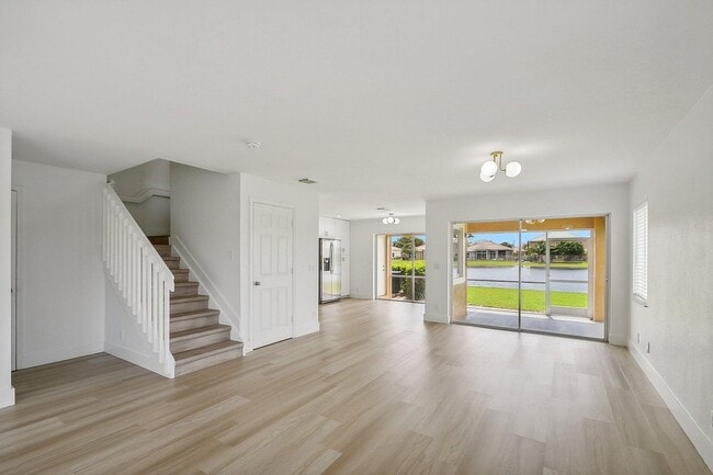 Photo - 6224 Reynolds St