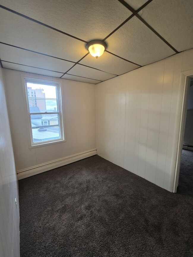 Photo - 58 W Garrison St