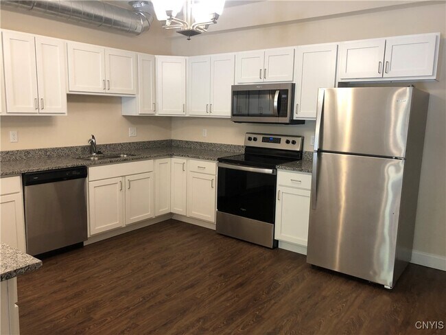 Photo - 224 Chapel St