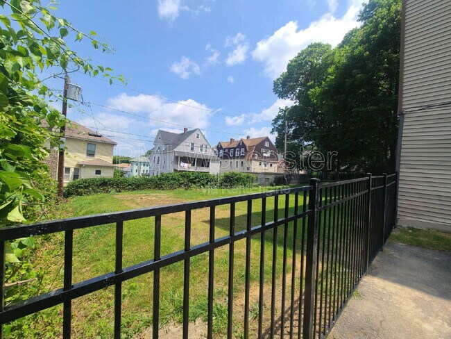 Photo - 73 Green Hill Pkwy