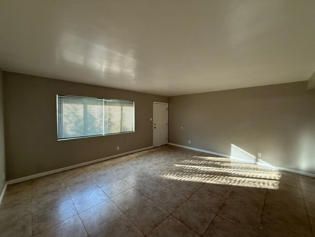 Photo - 606 Pierce St