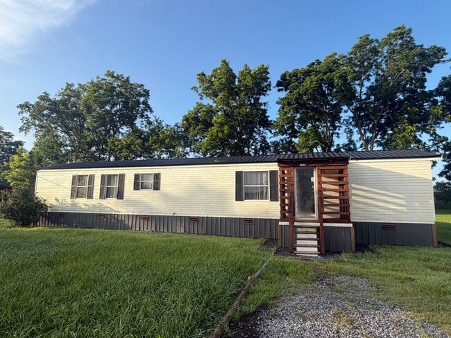 Building Photo - FOR RENT IN BREAUX BRIDGE!