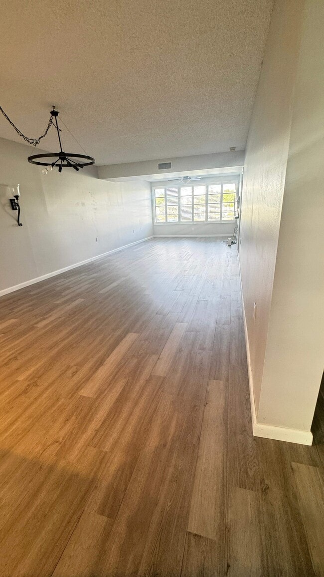 Photo - 6049 Balboa Cir Unit 202