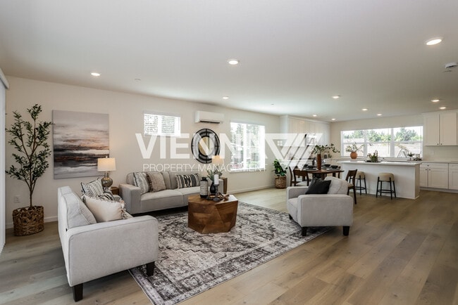 Photo - 7998 Quiet Knolls Dr