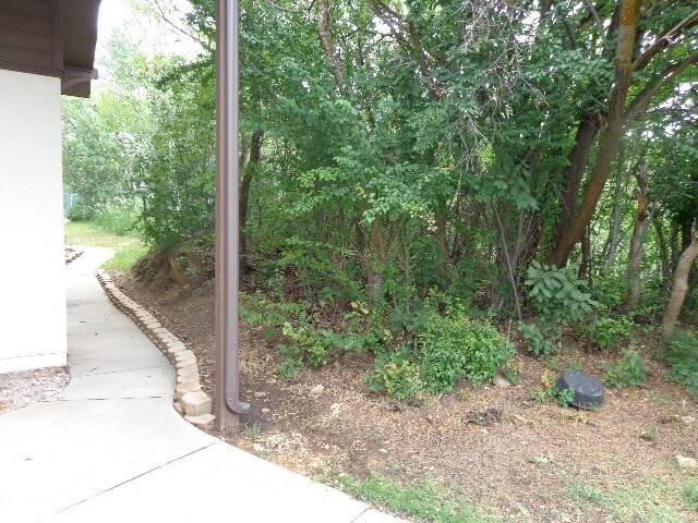 Photo - 954 Schneitter Cir Unit # H-5