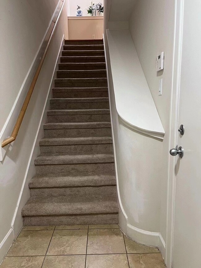 Building Photo - 2710 Hullsmith Dr Unit 303
