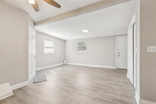 Photo - 2726 25th Ave N