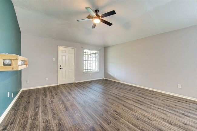 Photo - 4706 E Ridge Creek Dr