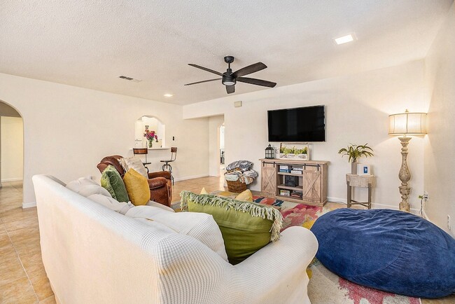 Photo - 116 Whiting Ave