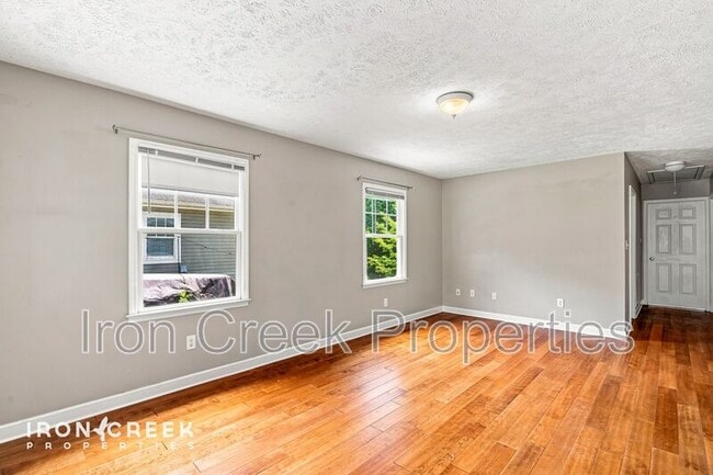 Photo - 16 Spinet St