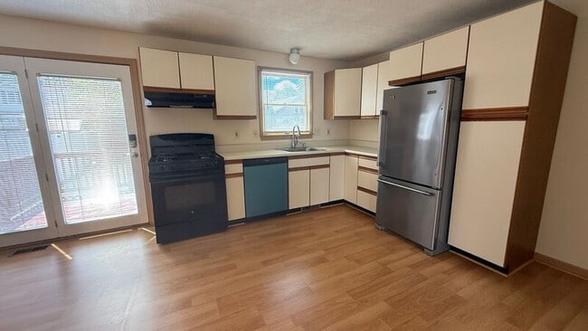 Photo - 87 San Miguel St
