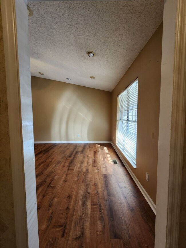 Photo - City of Maryville 37801- 3 bed 2.5 bath condo - call Tom Parry 865-607-3649