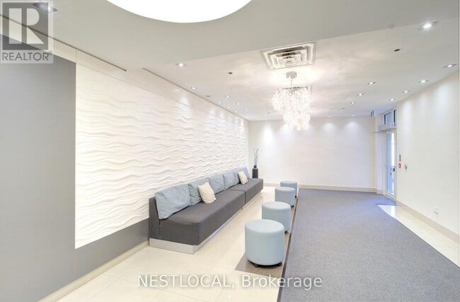 Photo - 3865 Lake Shore Blvd W Unit 202