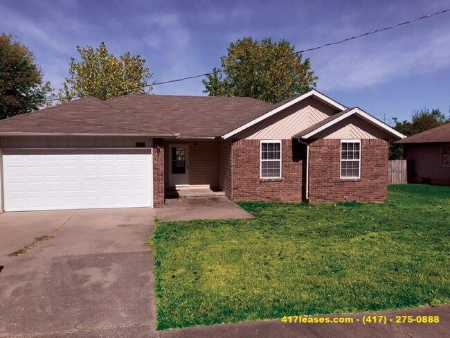 Building Photo - 1849 W Farm Rd 102