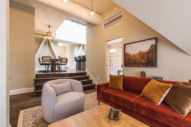 Photo - 225 E Michigan St Unit SI ID1379039P