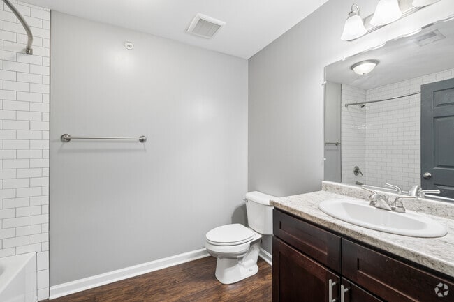 Finch 1BR, 1BA - 493SF - Bathroom