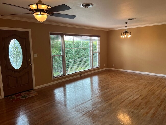 Photo - Welcome to this charming 2-bedroom, 2-bathroom home!