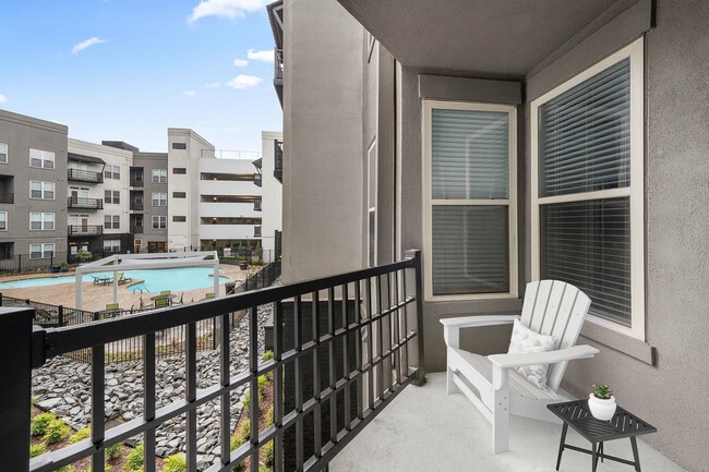 Farrington Midtown - Balcón - Farrington Midtown