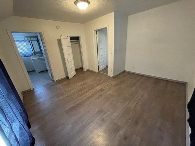 Photo - ALLS377 Unidad 379