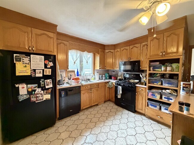 Photo - 51 Mansfield St Unit 2