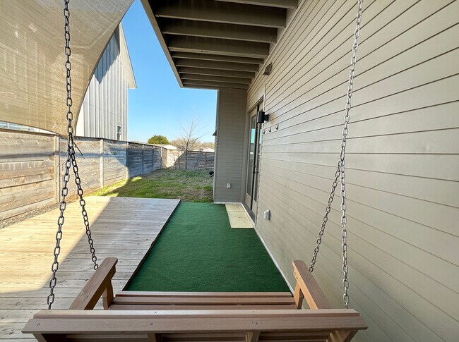 Photo - 1917 Ludwig Point