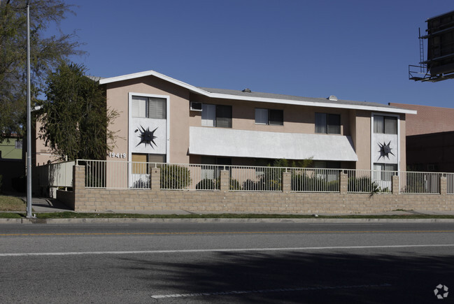 Building Photo - 19419 Victory Blvd Rental