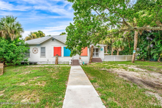 Photo - 1365 Pineapple Ave Townhome