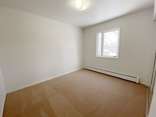 Photo - 3909 Malaspina Cir Unidad 4