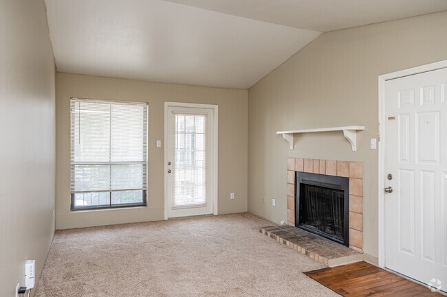 1BR, 1BA - 645 SF - Summit Midtown