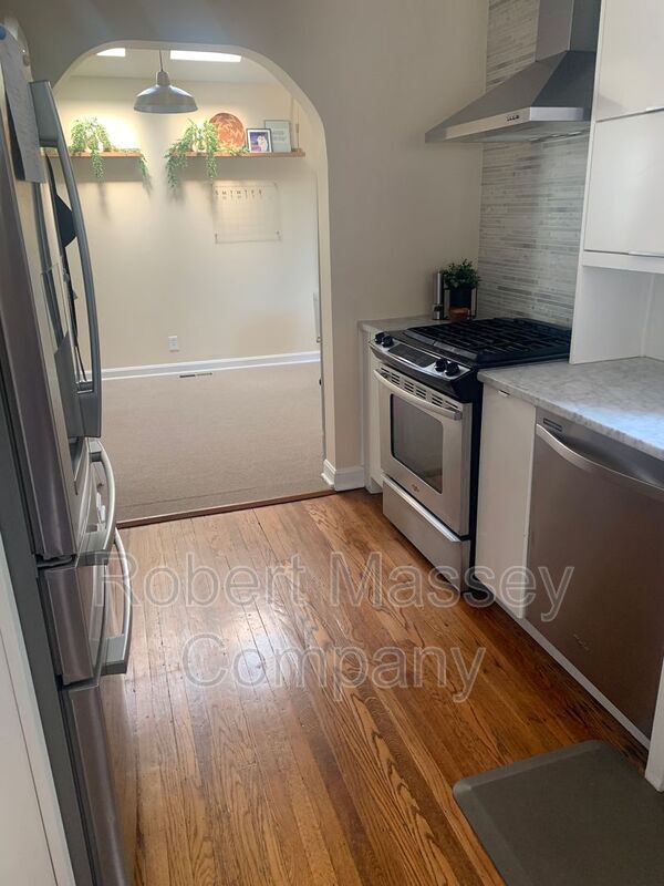 Photo - 2546 Woodcreek Rd