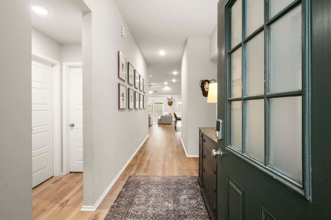 Photo - 326 Jewett Meadow Dr