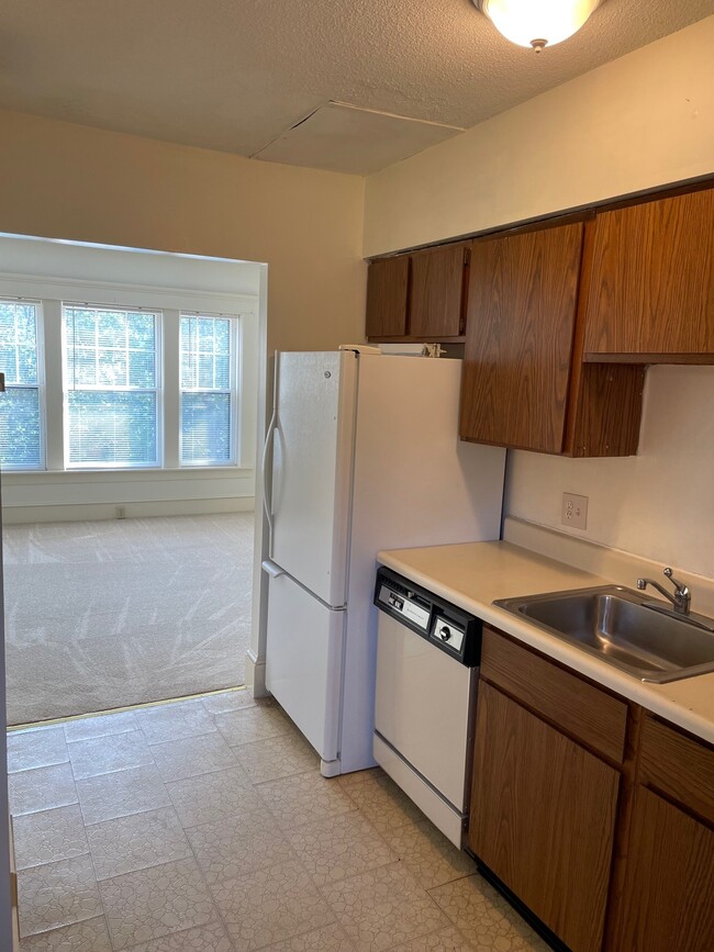 Building Photo - 90 Elliot St Unit 407 Rental
