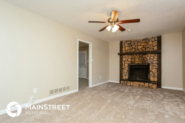 Photo - 2165 Knighton Dr