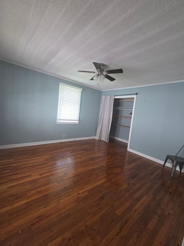 Photo - 263 N Greenbush Rd