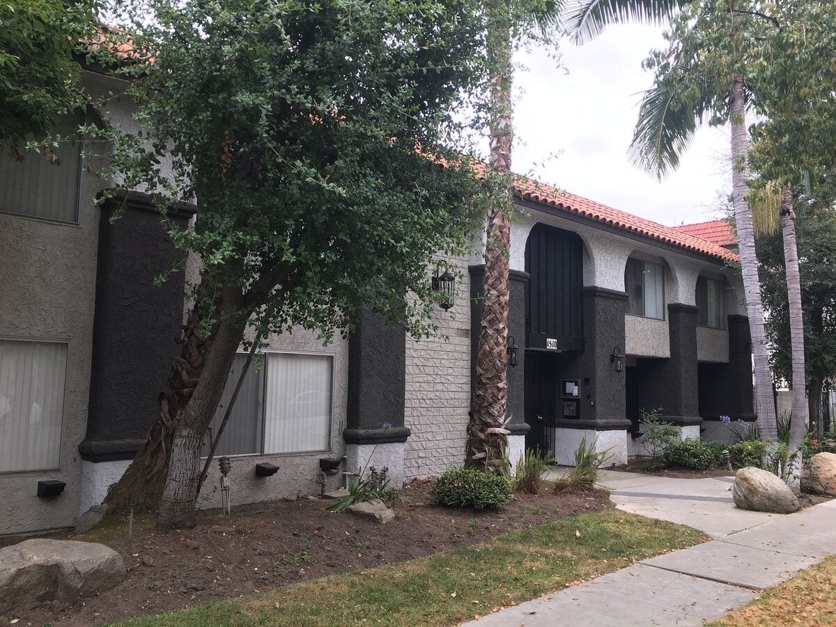 Photo - Rock Glen Villa...Gorgeous Newly Remodeled... Apartments