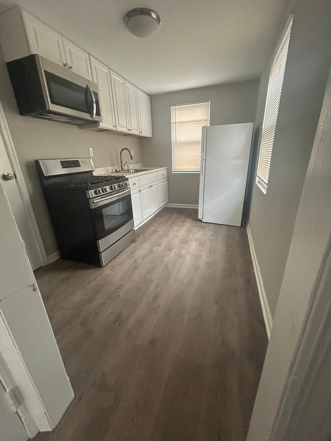 Photo - 2735 Bookert Dr